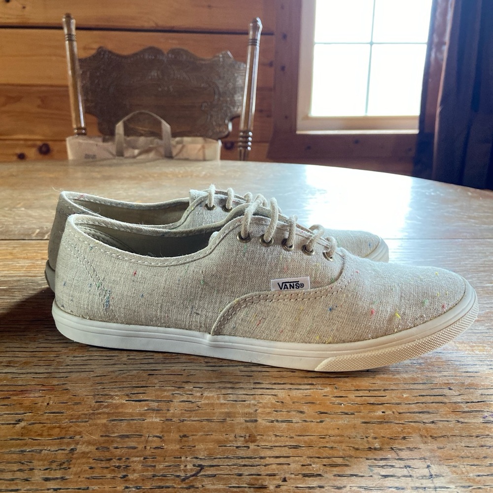 Vans Women’s Speckled Oatmeal Beige Lace-Up Shoes